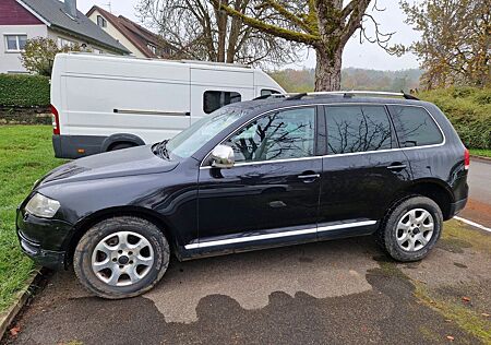 VW Touareg Volkswagen 3.0 V6 TDI Tiptronic Individual Indi...