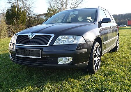 Skoda Octavia Combi Ambiente 2.0 TDI*AHK*Alu*TÜV*