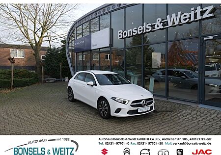 Mercedes-Benz A 250 e 8G-DCT STYLE Automatik Navi LED Apple Ca
