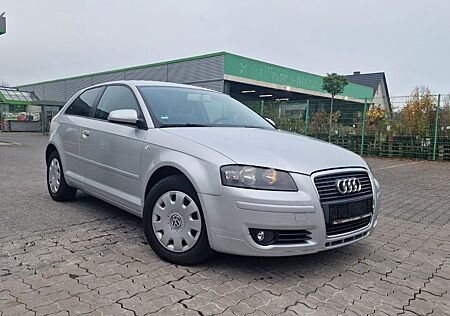 Audi A3 1.6 Attraction