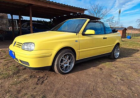 VW Golf Volkswagen 1.9TDI Colour Concept Cabriolet Colour ...