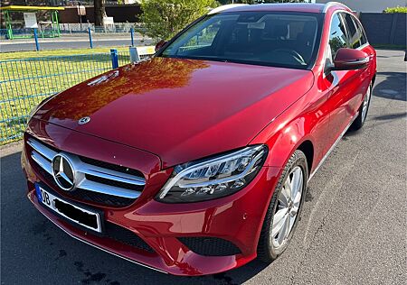 Mercedes-Benz C 180 T Avantgarde Autom.