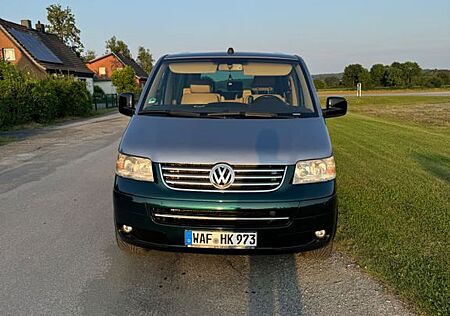 VW T5 Multivan Volkswagen ATM erst 3000 km