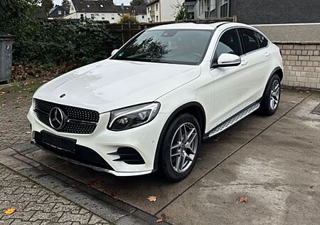 Mercedes-Benz GLC 300 Coupe AMG-Line Klima Navi GSHD Alu