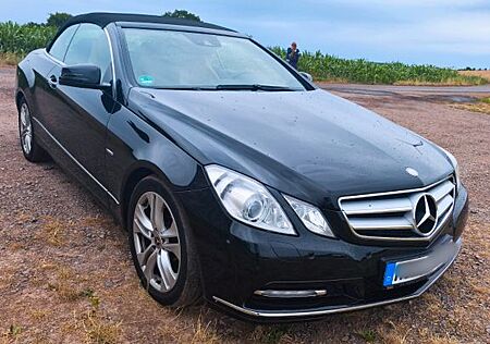 Mercedes-Benz E 250 Cabriolet CDI BlueEFF. TÜV neu !