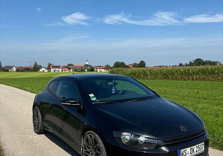 VW Scirocco Volkswagen 2.0 TSI DSG -