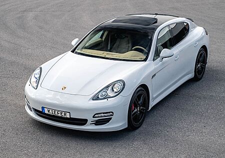 Porsche Panamera 4d 3.6 V6/BOSE/4xSHZ/SBL/R19