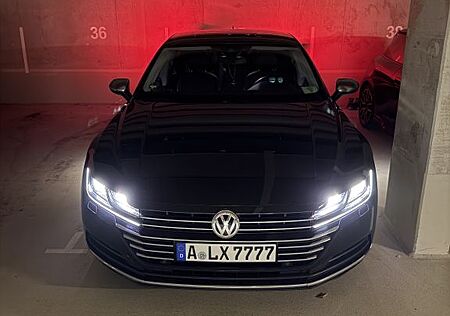VW Arteon Volkswagen 2.0 TDI SCR DSG Elegance Elegance