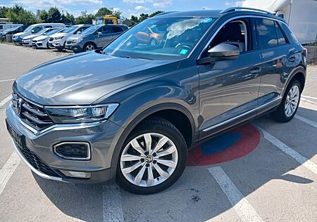 VW T-Roc Volkswagen Sport 1.5 TSI 150PS/Cam/Virtual/Xenon/Aut.