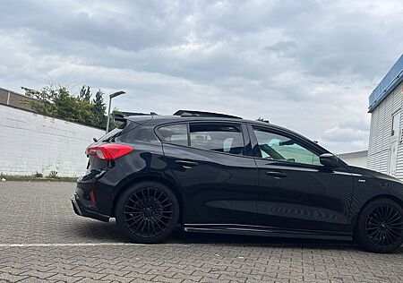 Ford Focus 1,5 EcoBoost 110kW ST-Line Auto ST-Line