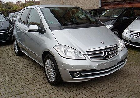 Mercedes-Benz A 170 Elegance Automatik Anhängerkupplung