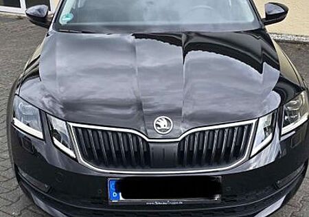 Skoda Octavia Combi 2,0TDI Ambiente Automati...