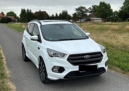 Ford Kuga 2,0 TDCi 4x4 ST-Line*Autom*Pano*Kamera