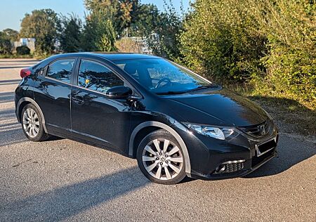 Honda Civic 1.8 i-VTEC, TÜV Neu, 8-fach bereift