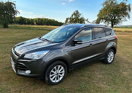 Ford Kuga 2,0 TDCi 4x4 110 KW Titanium