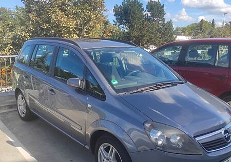 Opel Zafira 1.6 Njoy Njoy