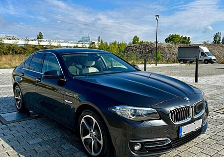 BMW 520d xDrive 140kW Luxury Line / 2x ALU