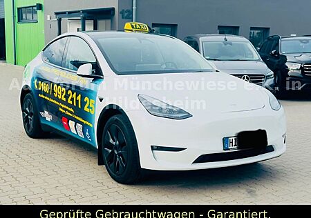 Tesla Model Y Long Range Dual AWD **TAXI-PAKET-INTAX**
