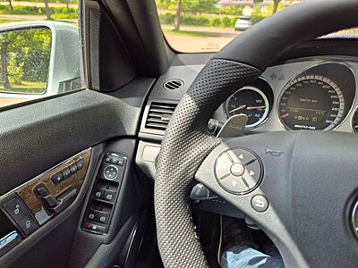 Mercedes-Benz C 63 AMG AMG HU/Inspektion/Reifen/Lenkrad neu