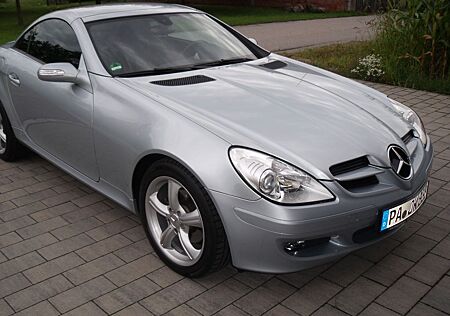 Mercedes-Benz SLK 200 KOMPRESSOR -