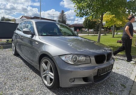 BMW 120d M SPORTPAKET*AUT*NAVI*XENON*AHK*SHZ*