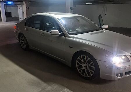 BMW 745d A -