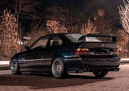 BMW 328i Coupe