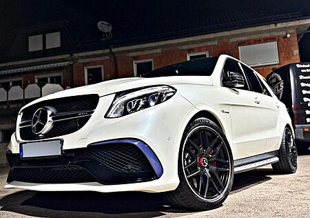 Mercedes-Benz GLE 63 AMG gebraucht kaufen Mercedes-Benz GLE 63 AMG S / CARBON/SHZ/PANO/MASSAGE/H&K/Softc