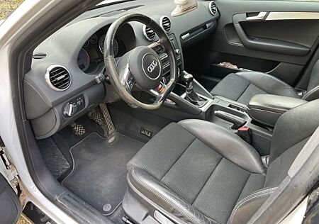 Audi A3 2.0 TDI 125kW S line Sportback S line