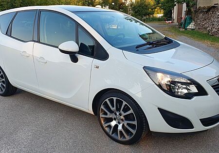Opel Meriva B Color Edition/1,4Turbo/16Zoll/TÜV NEU/