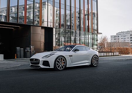 Jaguar F-Type 5.0 L V8 SVR / Perfect condition!