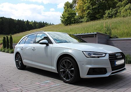 Audi A4 35 TFSI S tronic sport Avant sport