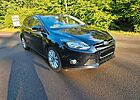 Ford Focus 1,6 EcoBoost Titanium/Parkpilot/SHZ/Klima/