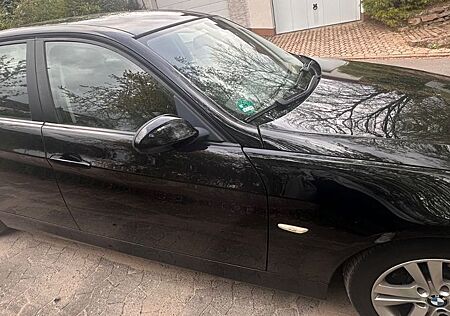 BMW 318i -