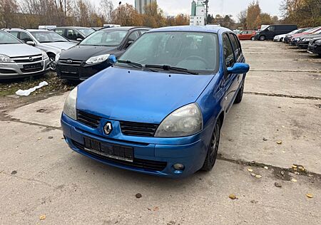 Renault Clio II Extreme-TÜV-11-2026