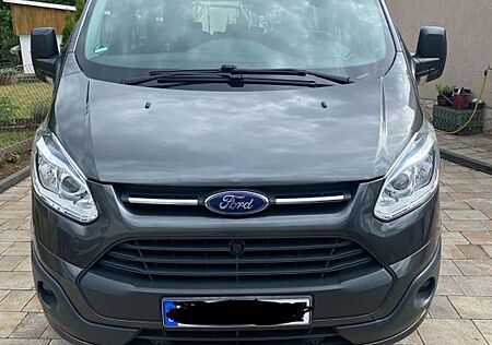 Ford Tourneo Custom Titanium