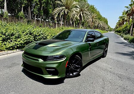 Dodge Charger 5,7 V8 R/T*LEDER*LED*PDC*KAMERA*GARANTIE*SERVICE