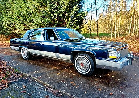 Cadillac Fleetwood Brougham**d'elegance**gold edition**1991**