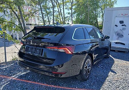 Skoda Octavia 2.0 TDI 110kW DSG STYLE COMBI STYLE