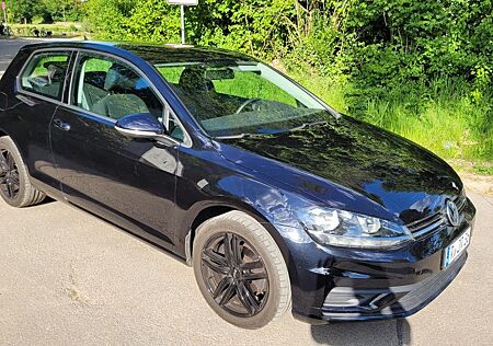 VW Golf Volkswagen 1.0 TSI Trendline Trendline