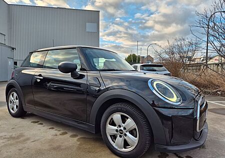 Mini Cooper 1.5iA / AUTOM. / 136CV / 90.983 KM / 2022