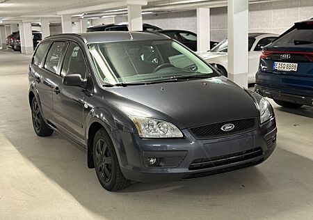 Ford Focus Turnier Fun TÜV NEU