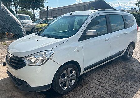 Dacia Lodgy dCi 110 eco2 Lauréate/Navi/7.Sitz/1.Hd/Deu
