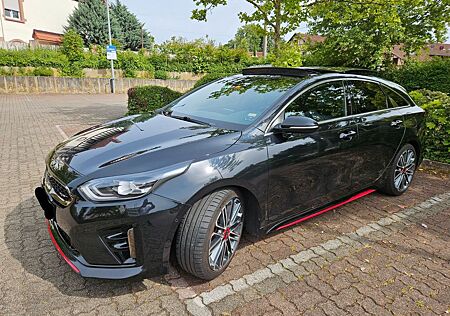 Kia Pro_ceed ProCeed 1.6 T-GDI DCT GT