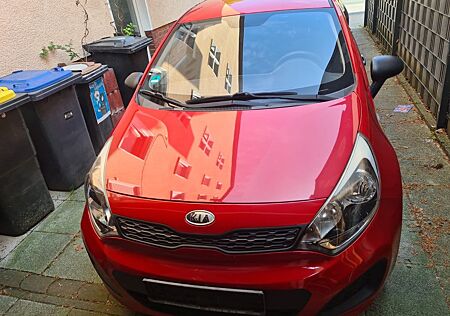 Kia Rio 1.2 Attract Attract