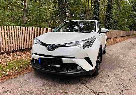 Toyota C-HR 1.8-l-VVTi Hybrid Team Deutschland Team...