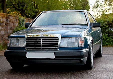 Mercedes-Benz CE 300
