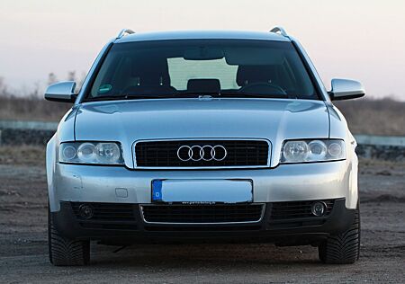 Audi A4 2.5TDI 120kW multitronic Avant -