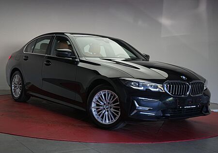 BMW 320 d xDrive Luxury Line