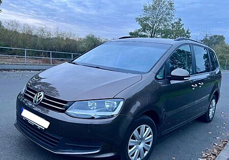 VW Sharan Volkswagen Top-gepflegter 2.0 TDI 7 Sitzer